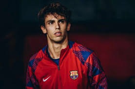 蒙克炸了！三分5中5打老东家，东契奇18分钟26分，湖人国王这是啥剧情？