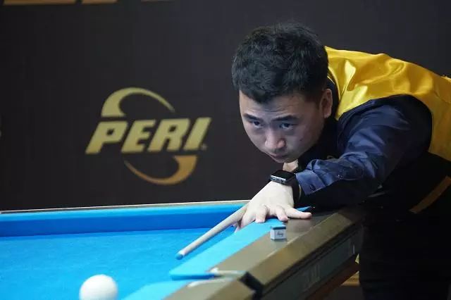 而丁俊晖则 而丁俊晖则